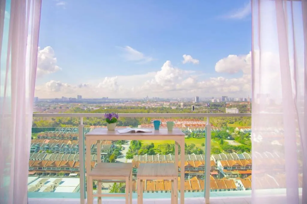 Apartmán Best Scene/ 5 Pax/ Mount Austin Jb/ Toppen, Ikea Johor Bahru