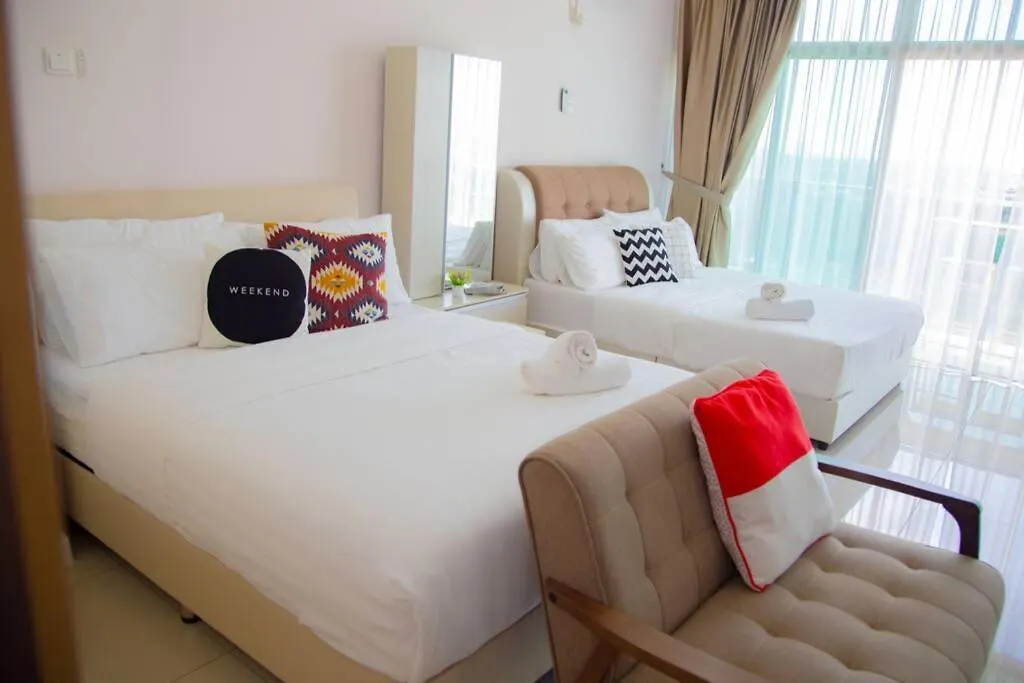 Best Scene/ 5 Pax/ Mount Austin Jb/ Toppen, Ikea Apartment Johor Bahru